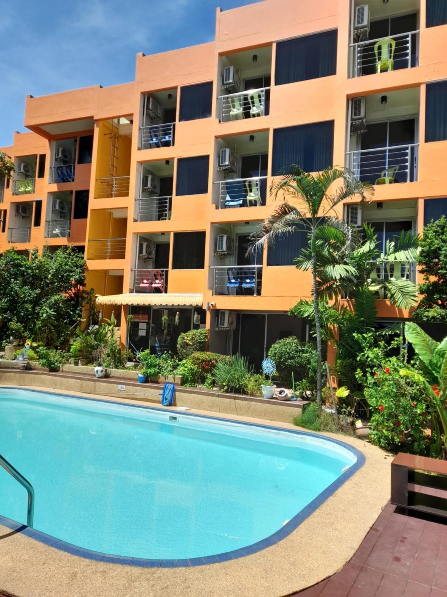 Porterhouse Beach Hotel Patong Exterior foto